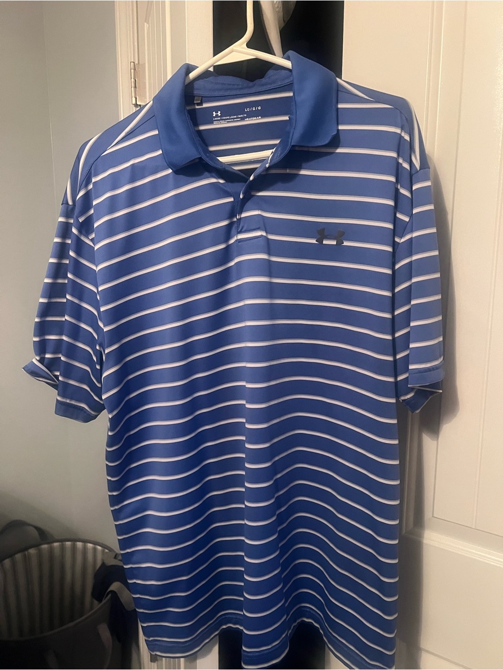Mens Under Armor golf/polo shirt